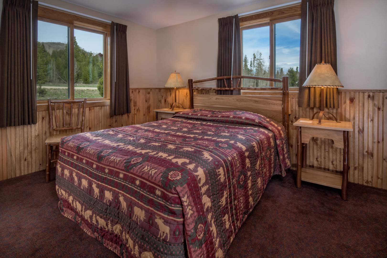 bedroom with queen bed in cabin